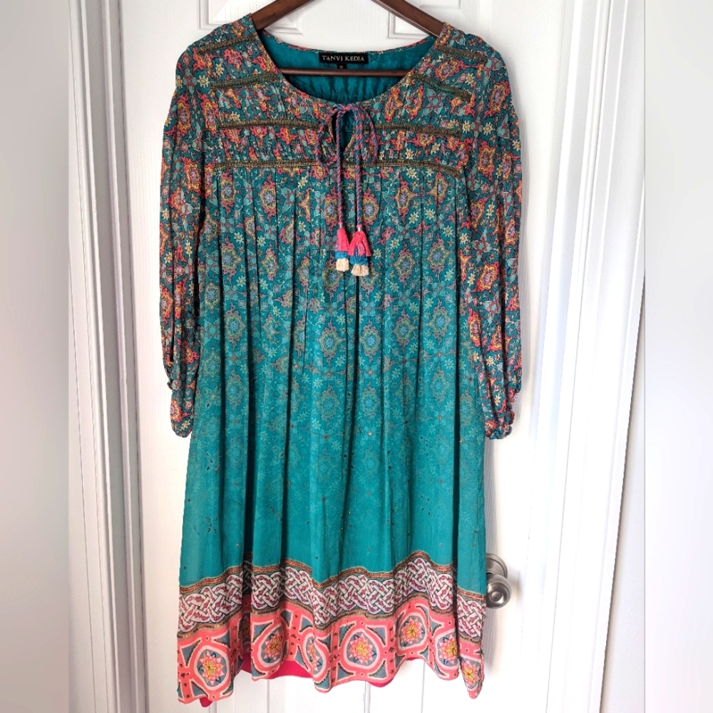 Anthropologie Tanvi Kedia embroiderd dress Size M